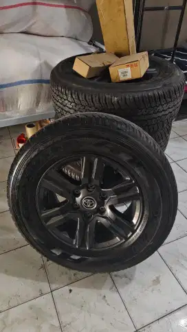 Jual Velg Dan Ban Original R17 Toyota Bekas Seperti Baru