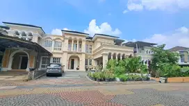 Rumah Mewah di cluster ternyaman The Green BSD strategis, akses mudah