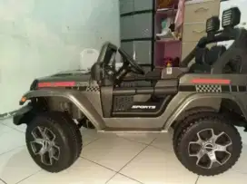 MOBIL AKI PMB JEEP OFF ROAD M 8288 DUAL MOTOR