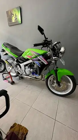 Dijual ninja KIS 2004 full modifikasi proper