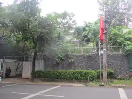 DIJUAL / DILELANG RUMAH TINGGAL DI JAKARTA SELATAN