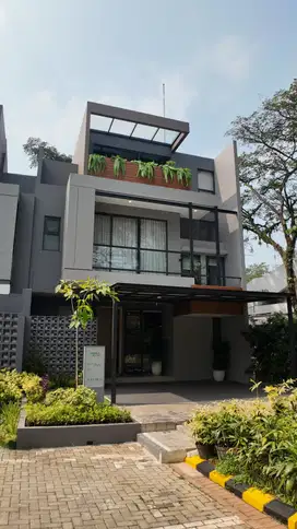 Rumah Super Premium 3 Lantai  ADORA Luxe TERRAVIA BSD Promo DP 0