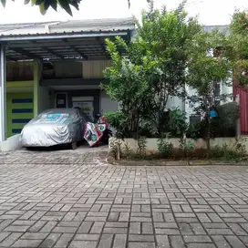 DIJUAL RUMAH CLUSTER GOLDEN CITY SEPATAN