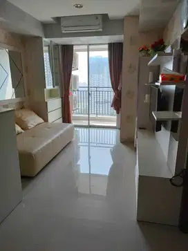 Jual Cepat! Unit Springlake Terrace High Floor Furnished Siap Huni