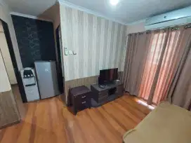 Disewakan Bulanan 2 BR Apartemen Isi Lengkap Sentra Timur