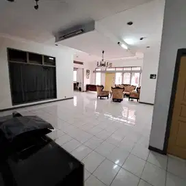 Dijual Rumah Menteng