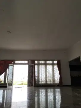 dijual rumah lokasi bagus