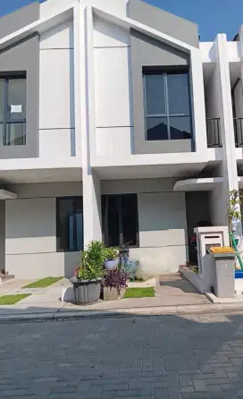 Jual Cepat Rumah 2 Lt Cluster Kana
 Harapan Indah Bekasi
