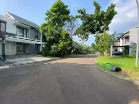 Sutera palmyra, rumah mewah 3 lantai full marmer