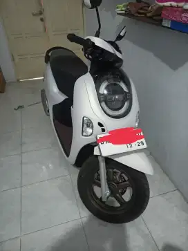 Scoopy prestige 2025 key less kuci remot