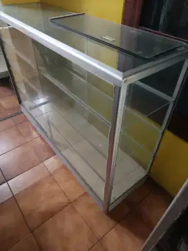 Jual etalase 2 meter dan laci cashier