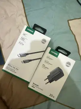 Adaptor + Kabel Charger Iphone UGREEN 20W type C to lightning