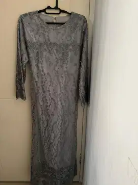 Dress pesta mewah