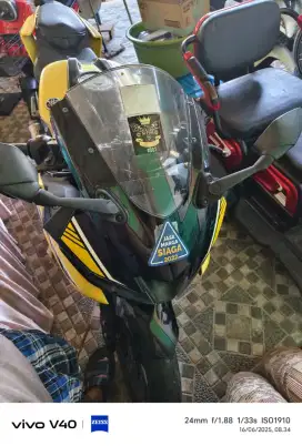 Dijual R15 V3 2018