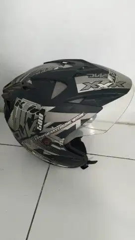 Helm murah layak pakai