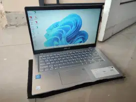 Asus garansi 5bln n4020 ram 8gb ssd 256gb full fitur mulus nominus