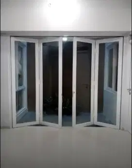 Kusen aluminium partisi aluminium pintu aluminium kaca