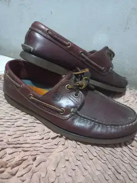 Sepatu merk timberland