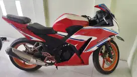 JUAL CEPAT HONDA CBR 150 CC
