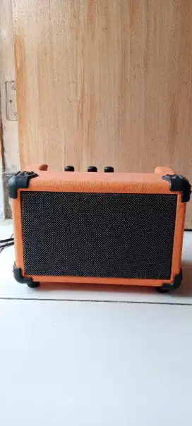 Ampli Gitar Listrik Normal