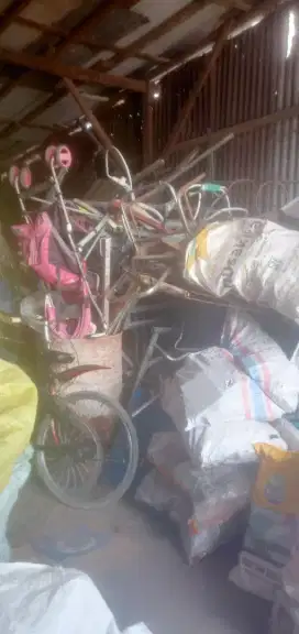 Dicari dan di belli barang bekas seperti bessi aluminium tembaga & dll
