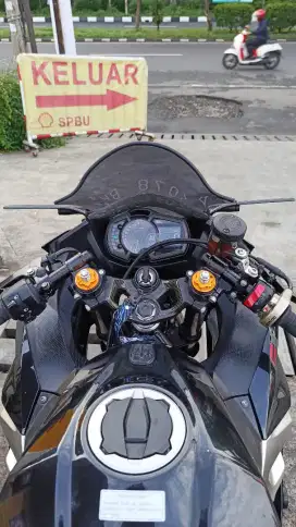 Ninja 250 FI 2019