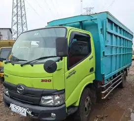 Hino Dutro 136HD Bak Besi Fulors Bio Solar Turbo 6ban Colt Diesel