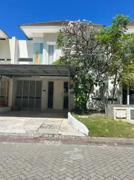 Long Beach Pakuwom City Minimalis Modern Siap Huni Furnish Surabaya