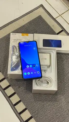 Dijual Realme X2 Pro Blue 12/256GB Resmi Lengkap ada minus