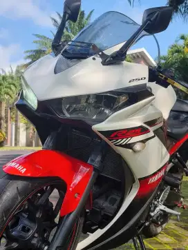 Yamaha R25 thn 2016 Merah Putih Odo 36rb Plat AG Tlg Koko Motor