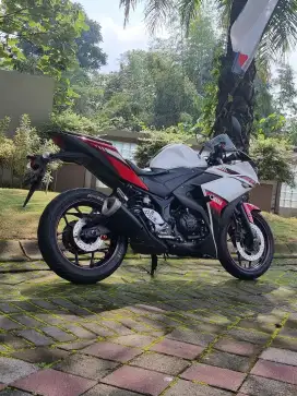 Yamaha R25 thn 2016 Merah Putih Odo 36rb Plat AG Tlg Koko Motor