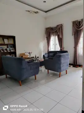 Rumah strategis abis di Arcamanik Endah