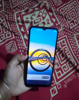 Realme Narzo 50i ram 4/64!.