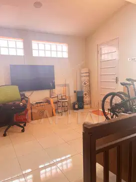 RUMAH BAGUS 1,5 LANTAI SIAP HUNI DI KOMPLEK PERUMAHAN ANTAPANI