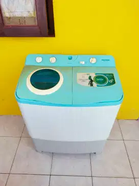 Mesin cuci POLYTRON 9kg