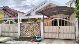 Dijual Rumah Darmo Harapan Indah