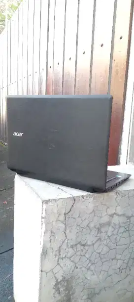 Laptop Acer Slim
