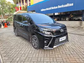 TDP Rendah Toyota Voxy 2.0 Bensin-AT 2020 BRA