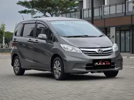 Honda Freed 2012
PSD 1.5 Automatic
DP 10 Juta saja
