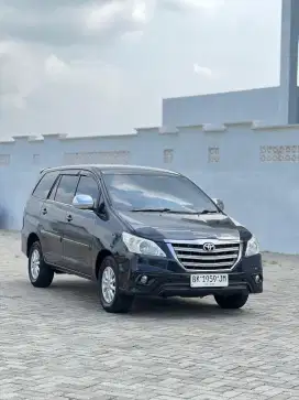 (DP35JT) TOYOTA INNOVA BARONG G DIESEL A/T 2013 FORTUNER PAJERO