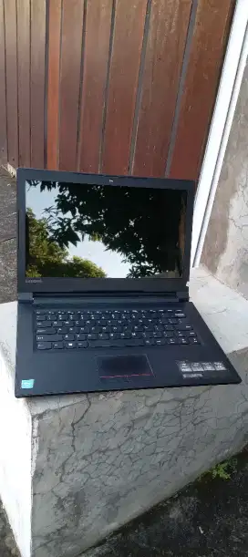 Laptop Lenovo slim