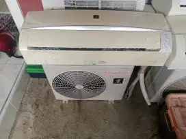 Jual ac sharp plasma ½pk
