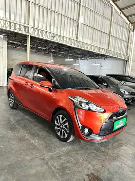Toyota Sienta 1.5 V AT/Matic 2016