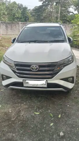 TOYOTA RUSH 1.5 G AT 2022 putih