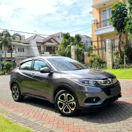 ( Km 20rb ) Honda HRV 1.5 AT Facelift 2019