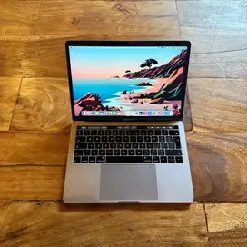 Macbook Pro 2017 16/512 Touchbar 13 inch Space Grey