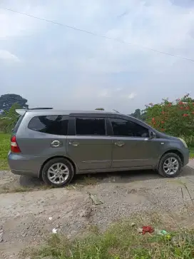 Grand Livina 2011 manual