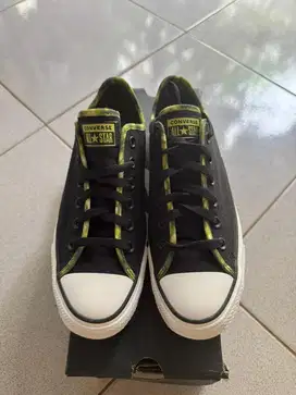 Sepatu Converse