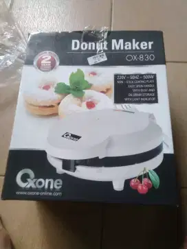 Alat pencetak donat