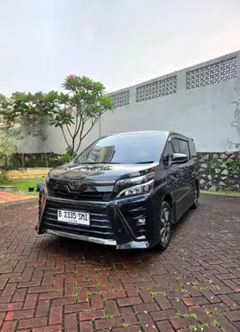 Toyota Voxy 2018 Bensin